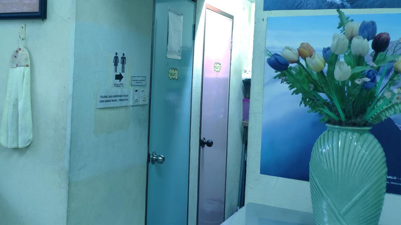 Borneo Gaya Lodge Kota Kinabalu Ngoại thất bức ảnh