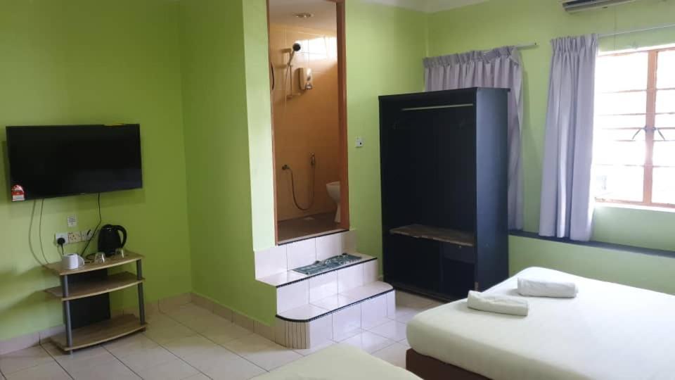 Borneo Gaya Lodge Kota Kinabalu Ngoại thất bức ảnh