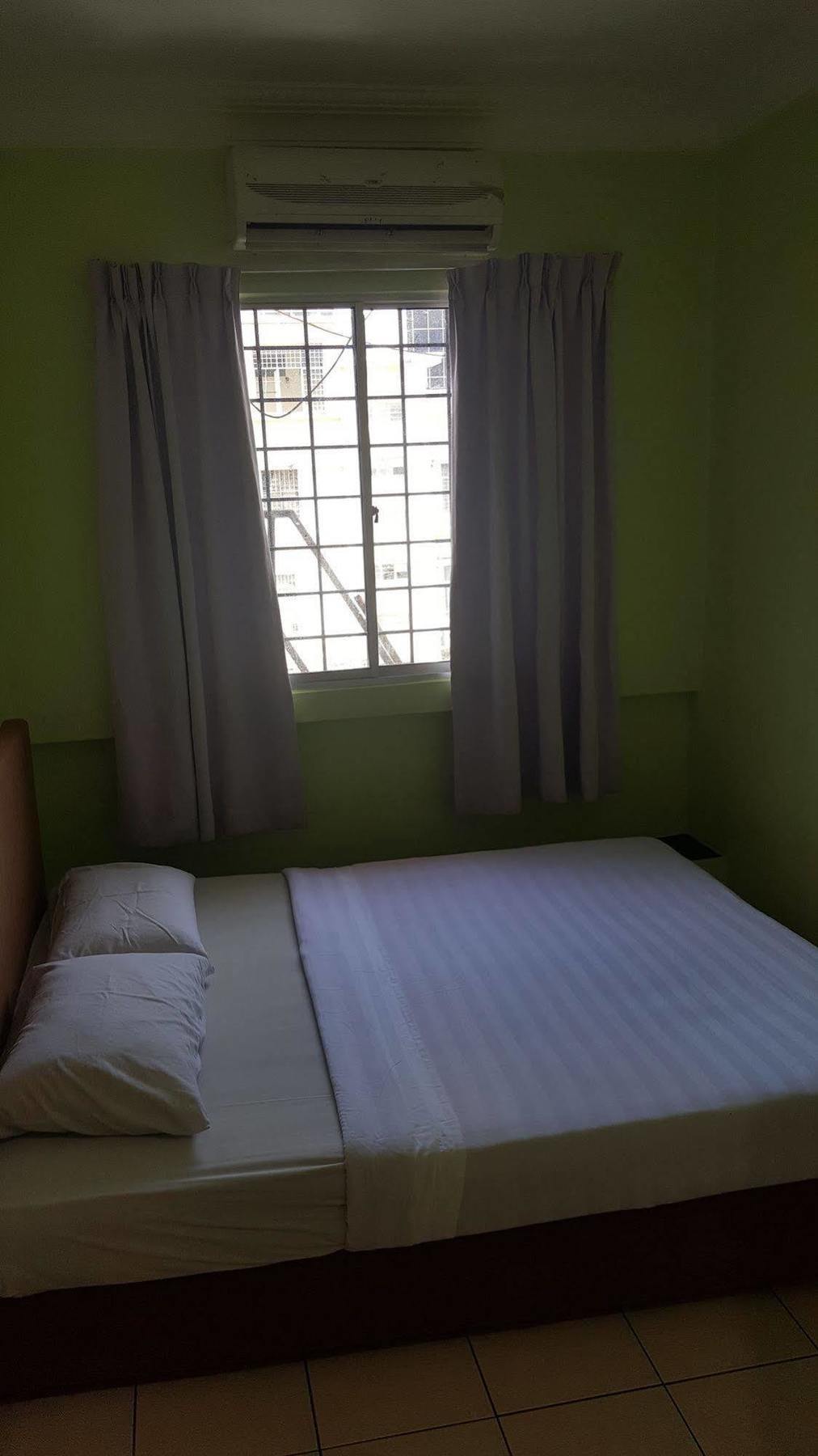 Borneo Gaya Lodge Kota Kinabalu Ngoại thất bức ảnh
