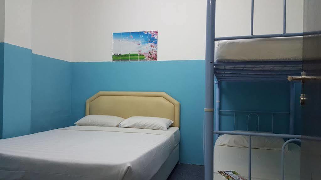 Borneo Gaya Lodge Kota Kinabalu Ngoại thất bức ảnh