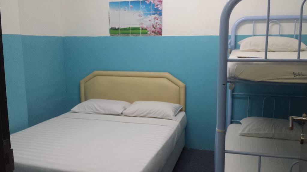 Borneo Gaya Lodge Kota Kinabalu Ngoại thất bức ảnh